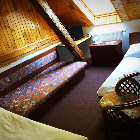 Selsky Dvur Gasthof Zbiroh