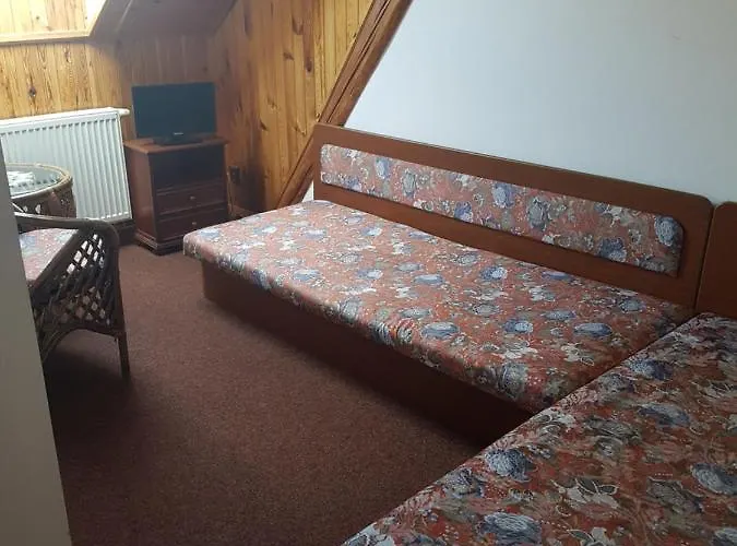 Selsky Dvur Värdshus Zbiroh